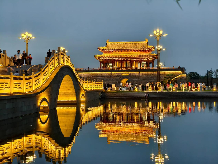 图为改造后孝义市老城区